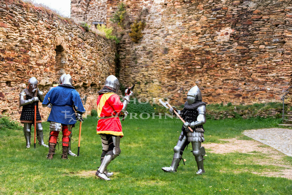 Rheinfels Ritter-2372 | Burg Ruine Rheinfels ist die größte Festungsanlage zwischen Koblenz und Bingen am Oberen Mittelrhein. - Realisiert mit Pictrs.com
