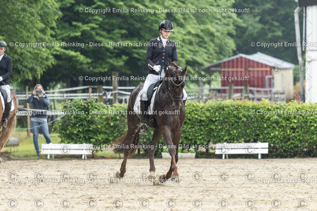 CL5A3002 | Emilia Reinking Fotografie - Realisiert mit Pictrs.com