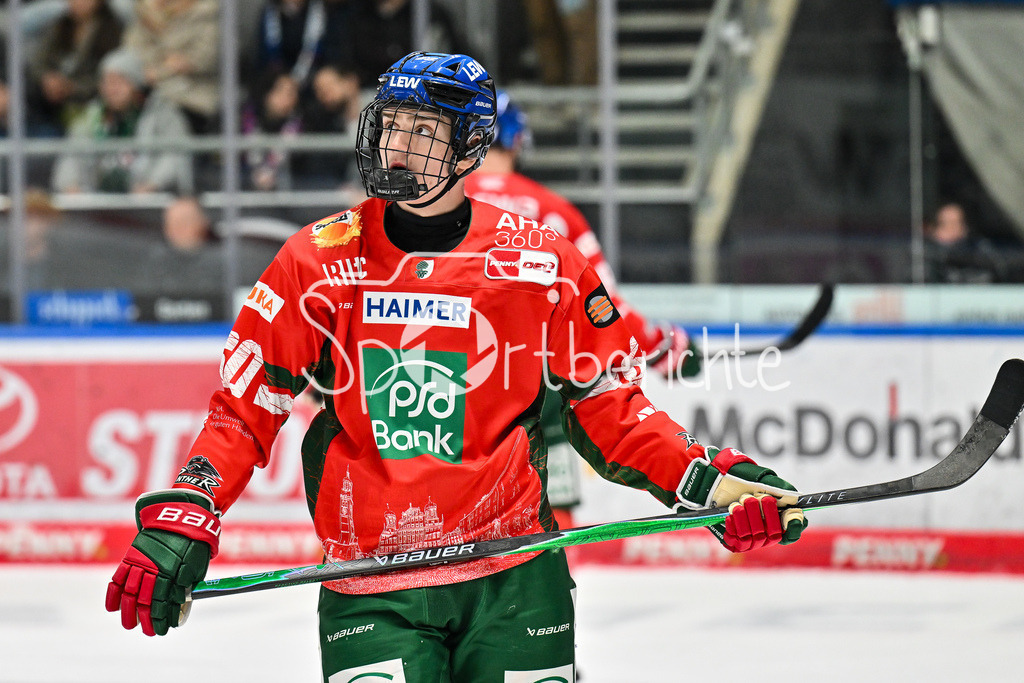 Augsburger Panther - Nürnberg Ice Tigers | AUGSBURG, GERMANY - 28. NOVEMBER: im Bild Liron PELLIZZARI (Augsburger Panther 60) / Einzelfoto / Freisteller beim Ligaspiel zwischen den Augsburger Panthern und den Nürnberg Ice Tigers am 23. Spieltag der Penny DEL im Curt Frenzel Stadion