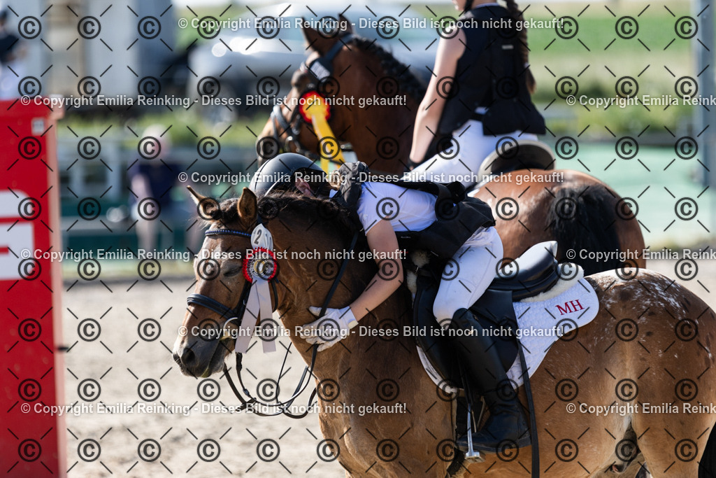 CL5A1247 | Emilia Reinking Fotografie - Realisiert mit Pictrs.com