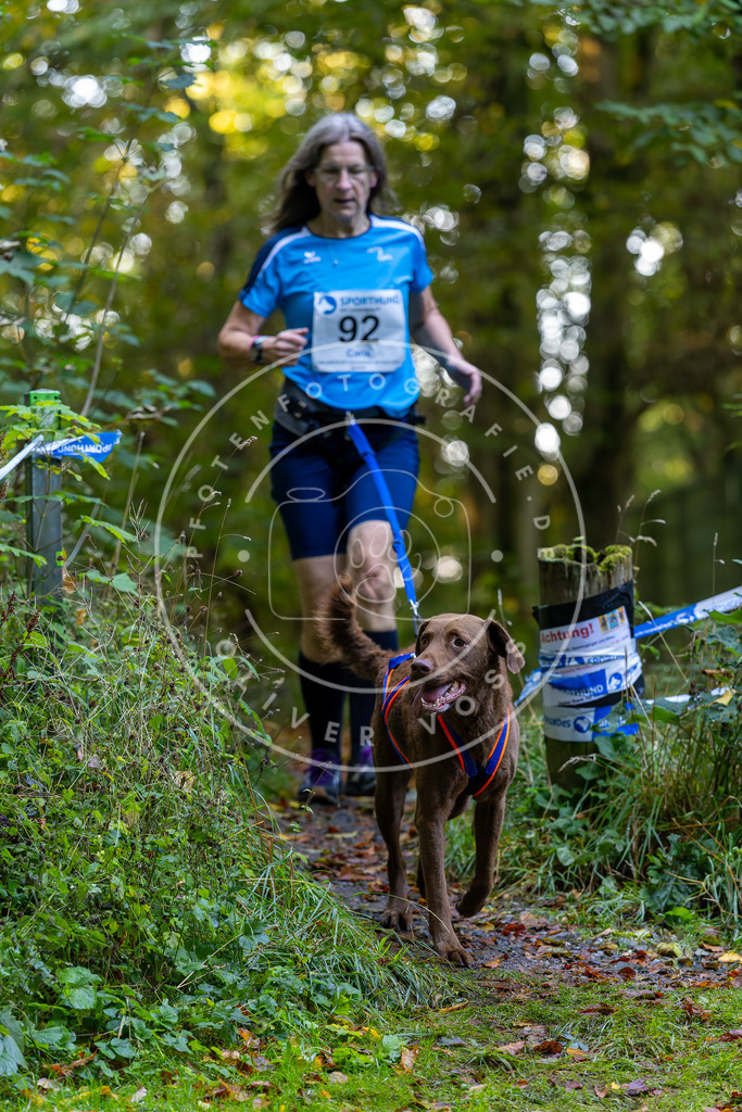 Pfotenfotografie_DV3A7733 | Hundefotografie, Tierfotograf, Pfotenfotografie, Fotoshooting Hund, Hunde Portrait, Hundesport, Hundeportraits, Heideshooting, Hunde, Sportfotograf, Hundefotograf, Turnierhundsport, THS,  - Realisiert mit Pictrs.com