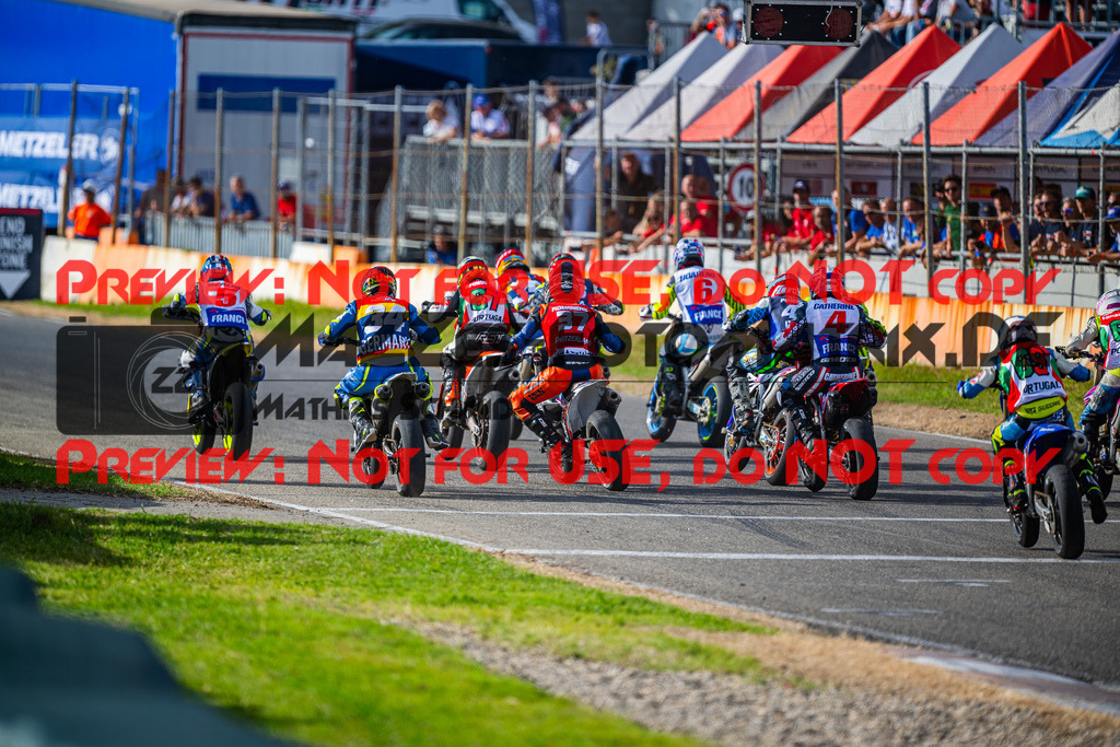 MaZZes_FotoMatrix_231015_9312 | S2