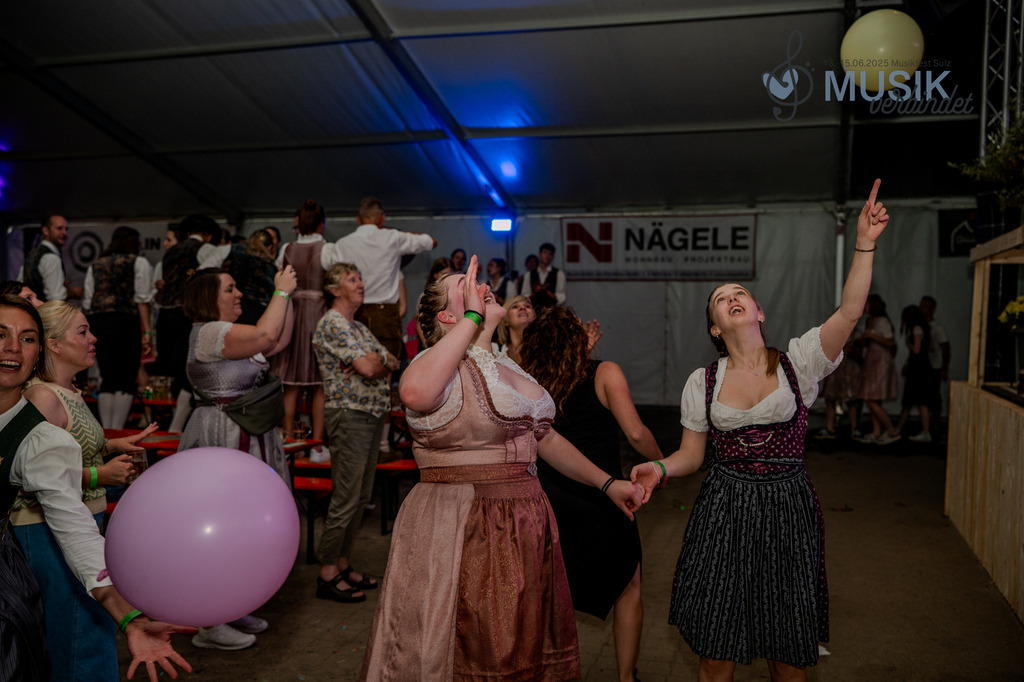 DSC_4733 | "Fussifoto.com – Ihr Ansprechpartner für hochwertige Fotografie! Entdecken Sie kreative Bilder und professionelle Dienstleistungen. Kontaktieren Sie uns für Ihre Projekte!"