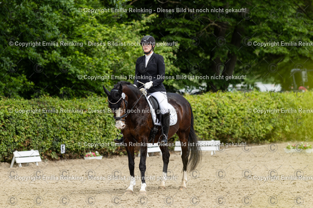 CL5A2450 | Emilia Reinking Fotografie - Realisiert mit Pictrs.com