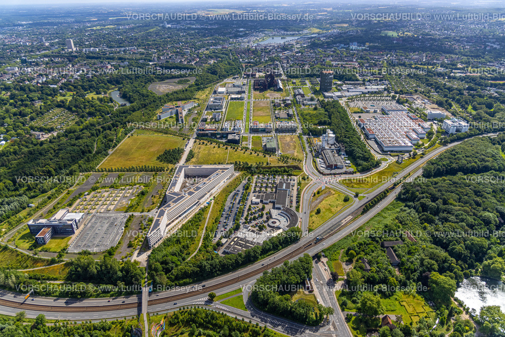 Dortmund240700194 | Luftbild, Technologiepark Gewerbegebiet Phoenix West, Gesamtübersicht,hinten der Phoenix-See, Hörde, Dortmund, Ruhrgebiet, Nordrhein-Westfalen, Deutschland