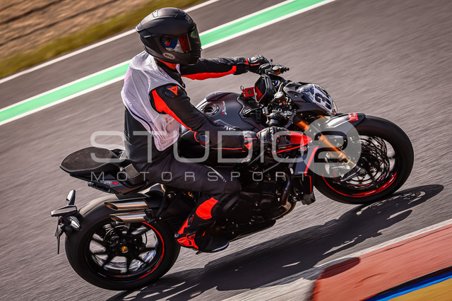 0034-240805_MM-003_34 | Deine Full-Service-Agentur für ✔️Videoproduktionen und ✔️Motorsportfotografie Jetzt Angebot anfragen!