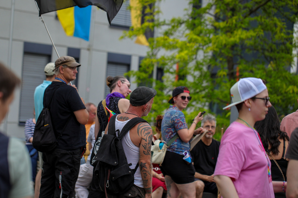 CSD_Moers_190725_129 | Bildergalerie von Sport-Ereignissen aber auch von weiteren spannenden Dingen - nicht nur vom Niederrhein. In Anlehnung an den bekannten Spruch von Hanns Dieter Hüsch heißt das Motto: "Niederrhein ist überall".  - Realisiert mit Pictrs.com