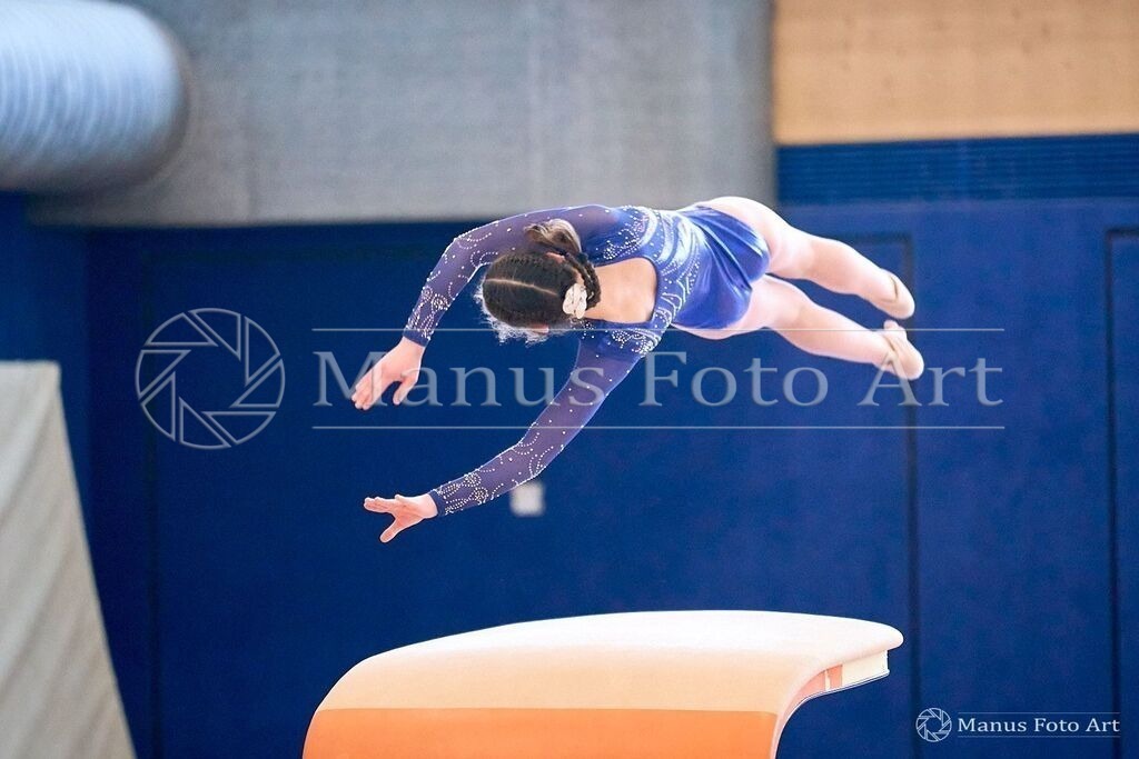 2024-04-30-1-1-C-DSC00651 | Professionelle Sportfotografie in Hamburg, Schleswig-Holstein und Niedersachsen – spezialisiert auf Rhönrad, Geräteturnen, Leistungsturnen und rhythmische Sportgymnastik. Bundesweite Begleitung von Rhönrad-Events. Jetzt Sport-Fotos - Realisiert mit Pictrs.com