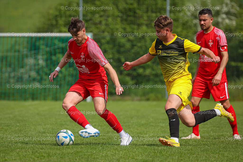 BQ3I7537 | 21.05.2023; Kreisoberliga West; Rasenplatz Medenbach; SSV Medenbach - SG Türk-Ata/Türkgücü Wetzlar; Ergebnis: 1:2 (1:0)