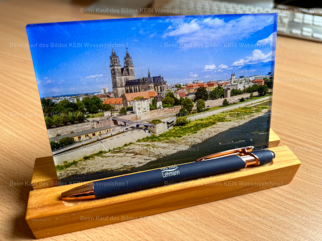 Bildschirmfoto 2023-10-10 um 11.19.23 | Die Magdeburger Platte® - das sind die schönsten Luftbilder von Magdeburg & Sachsen-Anhalt auf Acryl, Leinwand oder zum Download. Das ist Luftbildfotografie & Luftbildaufnahmen mit Drohne & Flugzeug.  - Realisiert mit Pictrs.com