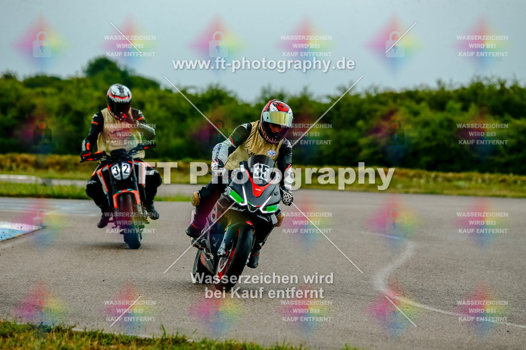 Chambley Juli-1475 | Hier findet Ihr Bilder von Touristenfahrten auf der Nürburgring Nordschleife oder von anderen Veranstaltungen die ich besucht habe. Viel Spass beim Durch Schauen 