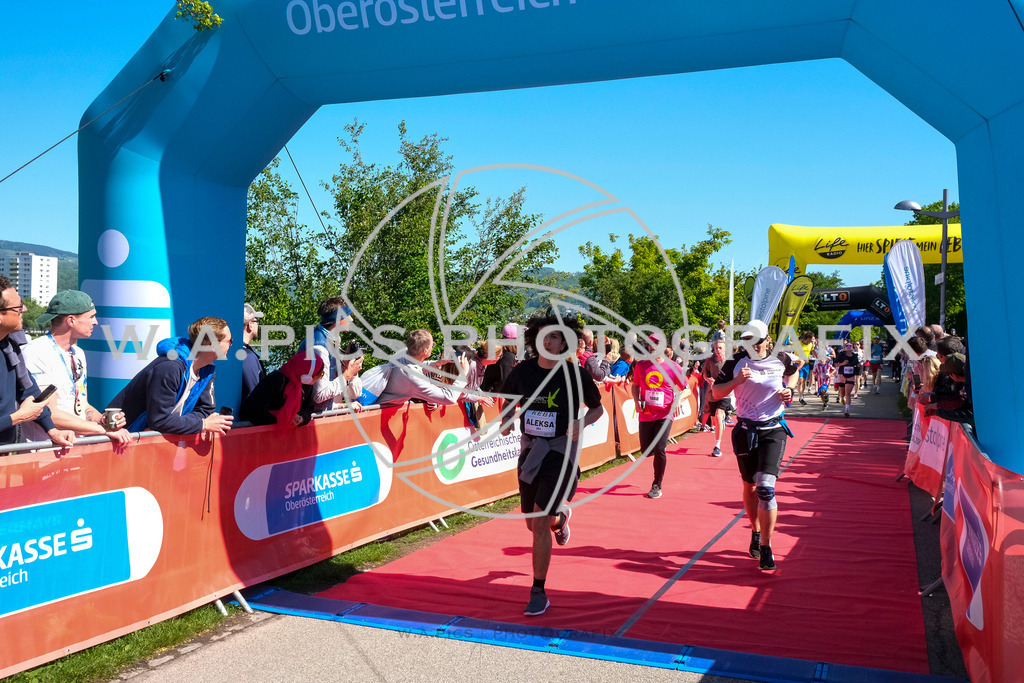 ..... | LINZ,AUSTRIA,27.April 24, Int. 3 Brückenlauf Linz  , Image shows: Photo: WAPICS / Michael ring