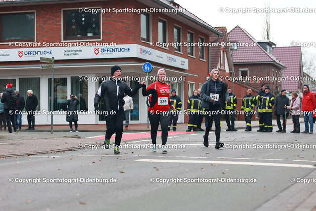 AMLA2735 | Bildershop "Sportfotograf-Oldenburg" mit Fotos von Sportevents in Oldenburg und Umzu. - Realisiert mit Pictrs.com