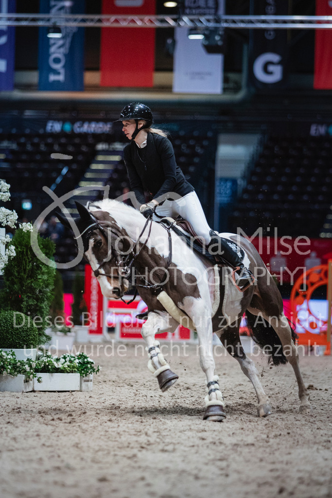 240120_Leipzig_AmateurSmall-198 | Deine schönsten Turniermomente als professionelle Fotos! Entdecke hochwertige Pferdesport-Fotografie im Online-Shop. Jetzt Fotos finden & bestellen!