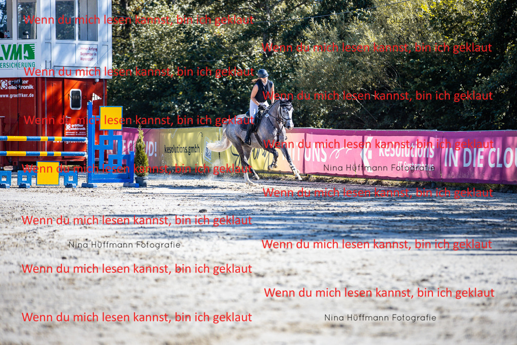 BK1A5678 | Turnierbilder Turnierfotos Nina Hüffmann Turnierfotografie Pferdefotografie Tierzeichnung Haustierzeichnung Pferdezeichnung Hundezeichnung Videograf  - Realisiert mit Pictrs.com