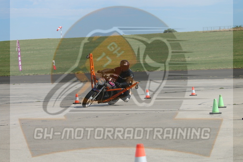 IMG_3900 | gh-motorradtraining-foto.de - Realisiert mit Pictrs.com