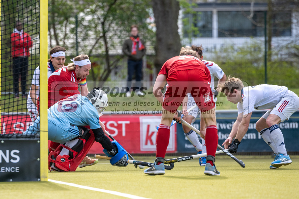 SFE_20260321_0063 | Köln, Deutschland, 21.03.26: Feldhockey 1. Bundesliga Herren zwischen Rot-Weiss Köln - Mannheimer HC im REWE Sportpark am 21.03.2026 in Köln, Deutschland. (Foto von Stephan Fehrmann)Köln, Germany, 21.03.26: Feldhockey 1. Bundesliga Herren between Rot-Weiss Köln - Mannheimer HC in REWE Sportpark at 21.03.2026 in Köln, Deutschland. (Foto from Stephan Fehrmann)