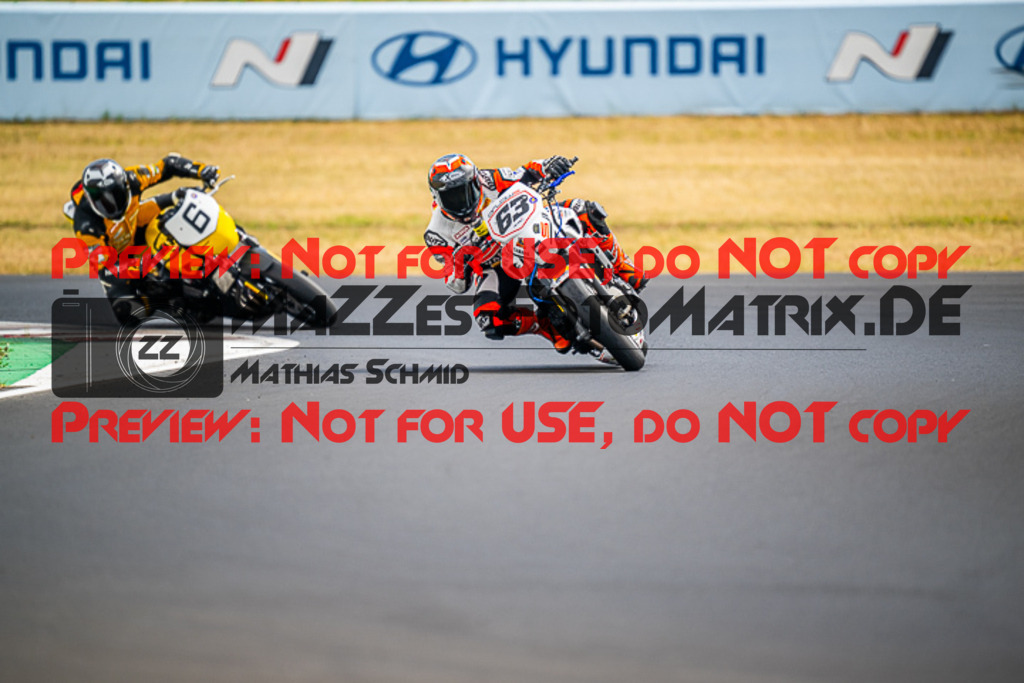 MaZZes_FotoMatrix_220625_0815 | TWINCUP