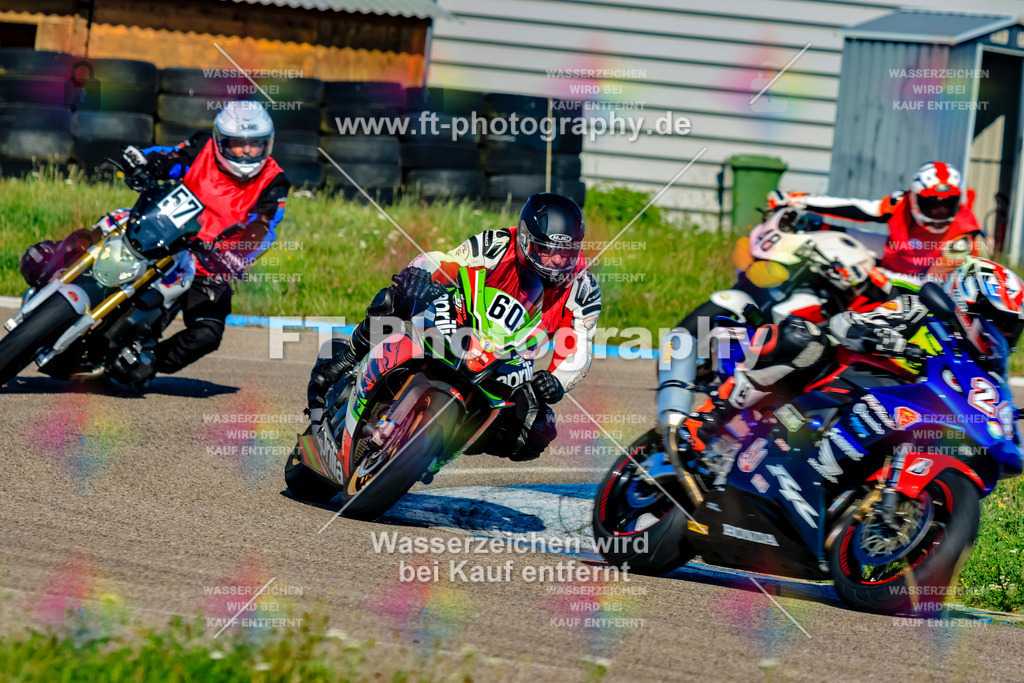 060-1733 | Hier findet Ihr Bilder von Touristenfahrten auf der Nürburgring Nordschleife oder von anderen Veranstaltungen die ich besucht habe. Viel Spass beim Durch Schauen 