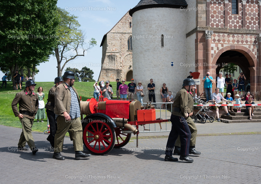 DSC_0654 | 14.06.2025,ble, Lorsch, vor der Königshalle Jugendwehr und Zeitreise durch die Geschichte der Feuerwehr, ,, Bild: Thomas Neu