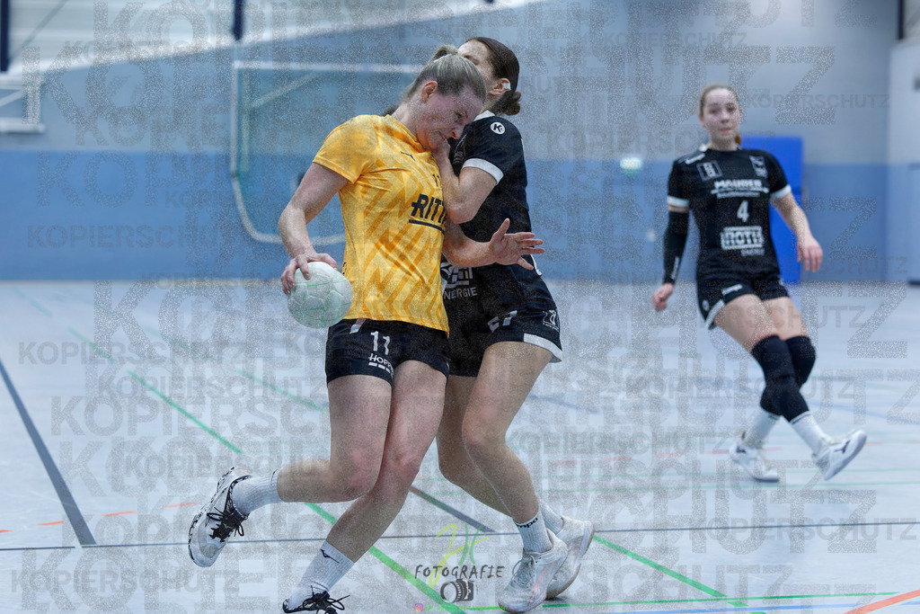 Handball Frauen Oberliga Mitte, HSG Eibelshausen/Ewersbach - HSG Lumdatal | Handball Frauen Oberliga Mitte, HSG Eibelshausen/Ewersbach - HSG Lumdatal am 21.02.2026 in Dietzhölztal-Steinbrücken (Sporthalle am Hammerweiher)Photo © 2026 - Jörg Heinrich - Realisiert mit Pictrs.com