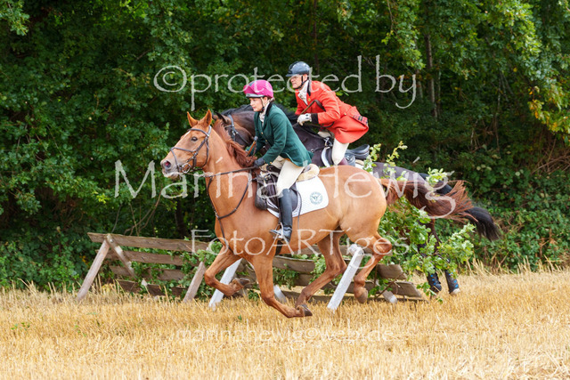 Jagd Knoop 26_MarinaHewigMCH02146 | Fotografie, FotoArt, PferdesportArt, Pferdesportfotografie, Landschaftsfotografie, Reisefotografie, Reise, Pferde - Realisiert mit Pictrs.com