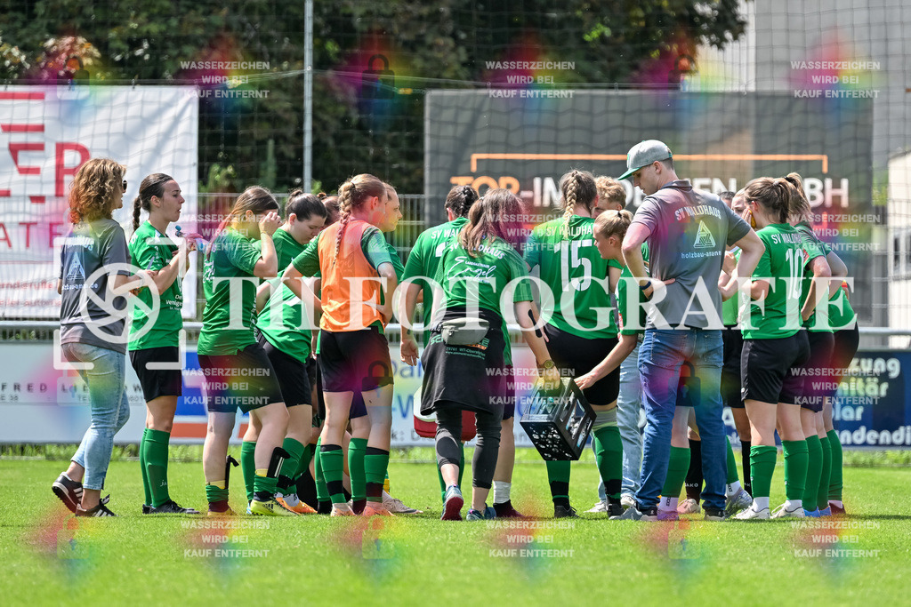 GER, FC Hauingen - SV Waldhaus, Frauen-Fussball, Rothaus Bezirkpokal, Finale, Saison 2024/2025, 29.05.2025 | Team SV WaldhausGER, FC Hauingen - SV Waldhaus, Frauen-Fussball, Rothaus Bezirkpokal, Finale, Saison 2024/2025, 29.05.2025Foto: TH Fotografie/Thomas Hess