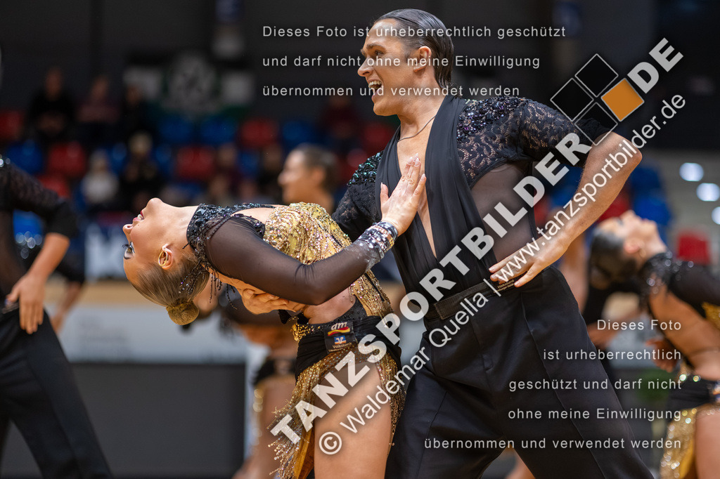 20260328-01453 | Hier finden Sie Tanz Bilder vom Latein und Standard Formationen tanzen. Sportbilder vom Tanzsport. Schöne Fotos und von Weltmeisterschaft, Europameisterschaft, Bundesliga, Regionalliga, Oberliga und Landesliga sowie von GOC Stuttgart, DanceComp, WM Bremen