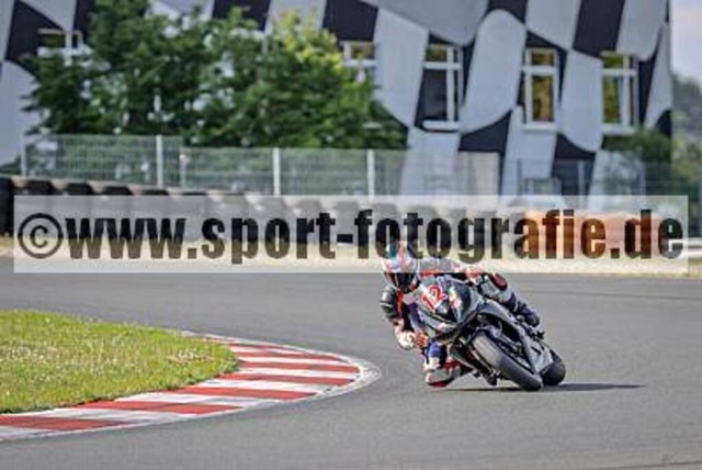 spof7736 | Professionelle Fotos von Sportveranstaltungen, aber auch Hochzeiten und anderen Events. - Realisiert mit Pictrs.com