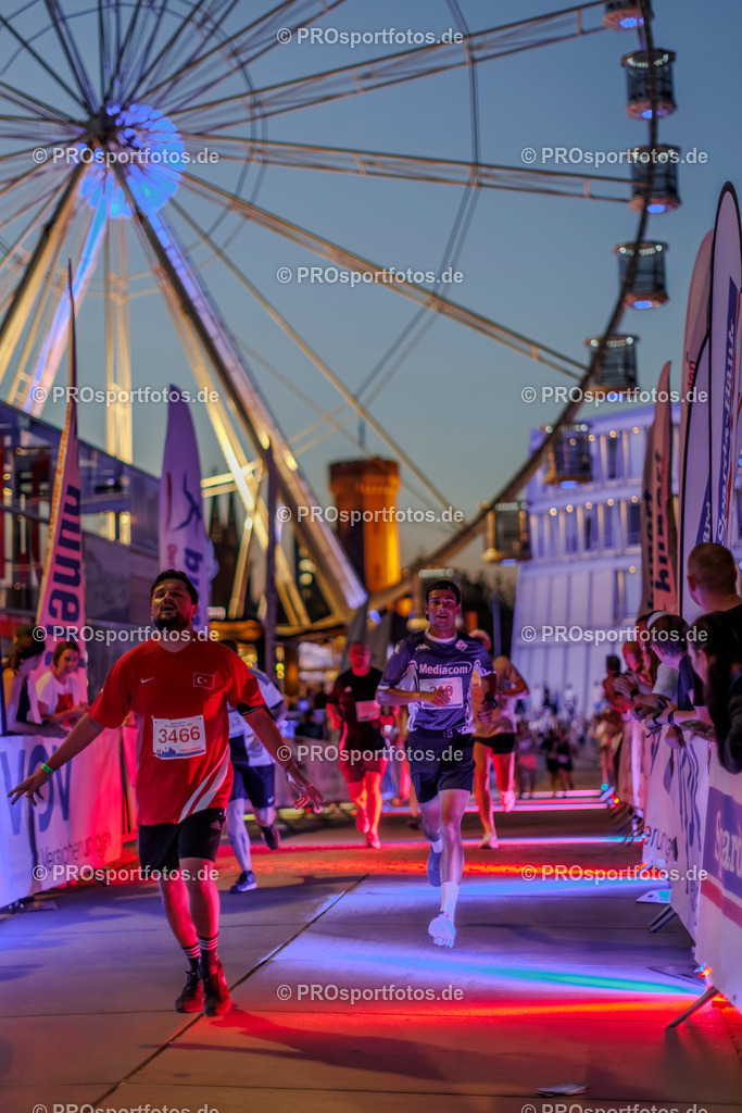 Sparda-Bank Altstadtlauf Köln; Köln, 15.08.2025 | Impressionen vom Sparda-Bank Altstadtlauf Köln am 15.08.2025 in Köln (Nordrhein-Westfalen). 