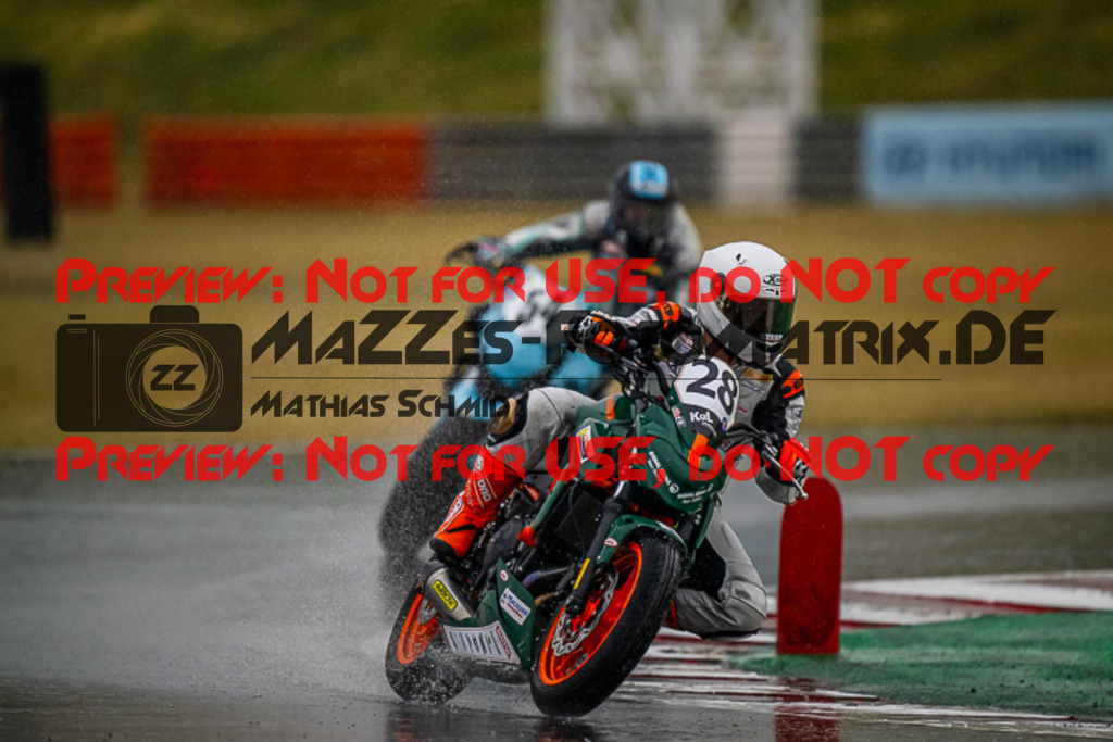 MaZZes_FotoMatrix_220624_4266 | TWINCUP