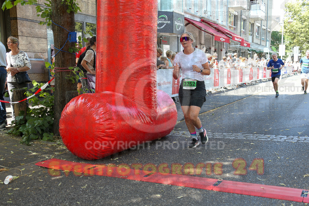 250621_1206_EX1_4902 | Sportfotografie im Rhein-Sieg Kreis, Köln, Bonn, NRW, Rheinland Pfalz, Hessen, etc. Unser Tätigkeitsfeld umfasst den Laufsport vom Volkslauf über den Marathon, Duathlon, Triathon bis zum Ultralauf wie Kölnpfad Ultra oder Schindertrail.