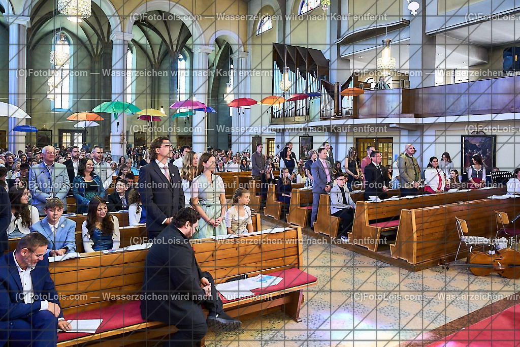 ALP0726_PfarrFirmung Wieselburg_Geloebnis | (C)FotoLois.com, Alois Spandl, Firmung in der Pfarrkirche Wieselburg mit Generalvikar Dr. Christoph Weiss, Dechant Pfarrer Daniel Kostrzycki und Monignore Franz Dammerer, Sa 15. Juni 2024.