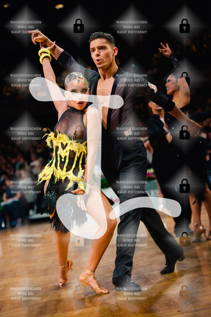 GOC 2025 - WDSF GrandSlam Latin 27-28th (152) Vladyslav Tsykhanovskyi _ Veronika Tsikhanovska (Germany)-2025-08-23-2887 | Webshop for digital downloads and prints of dance sport, event & show photographer Julian Link - Realisiert mit Pictrs.com
