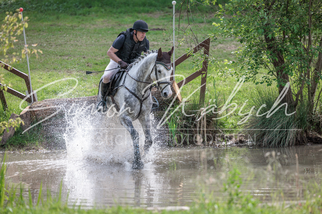 20260523-_3LI9446 | Tierfotografie Pferde, Hunde, Katzen, Haustiere.
Turnierfotografie Reitturniere, Reiten, Springreiten, Dressur in Hanau, dem Main-Kinzig-Kreis und dem Rhein-Main- Gebiet um Frankfurt