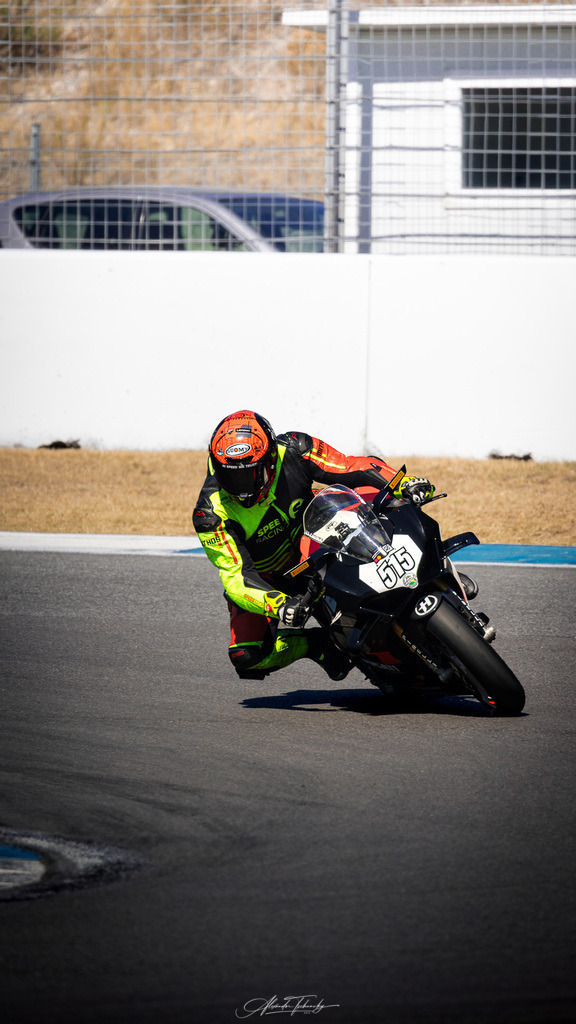 Ducati Trackday Hockenheimring 2026 | Entdecken Sie die faszinierende Welt von Alexander Tschuncky Arts: Kreative Fotografie, atemberaubende Automobilkunst und hochwertiger Bilderdruck. Lassen Sie sich inspirieren! - Realisiert mit Pictrs.com