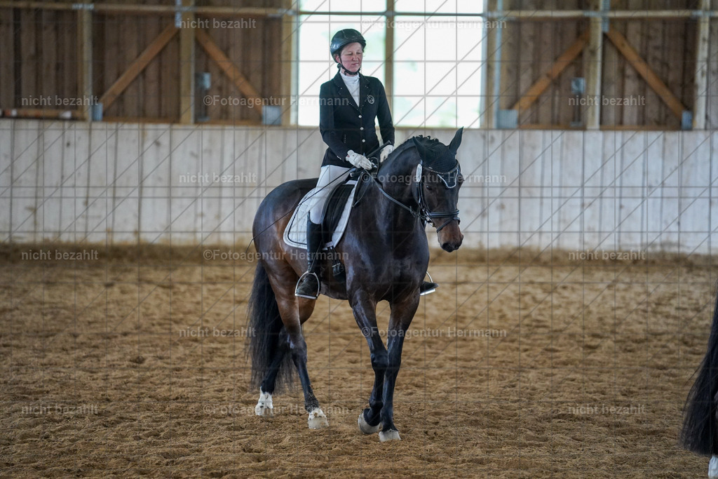 20230518-FAH04618 | Frühjahrsturnier, Landsberg am Lech, 2023, Reitclub Landsberg, Turnierbilder, Fotos Turnier Landsberg, Fotoagentur Herrmann, Turnierfotografen Bayern, Reitsport Fotograf, Pferde Fotograf