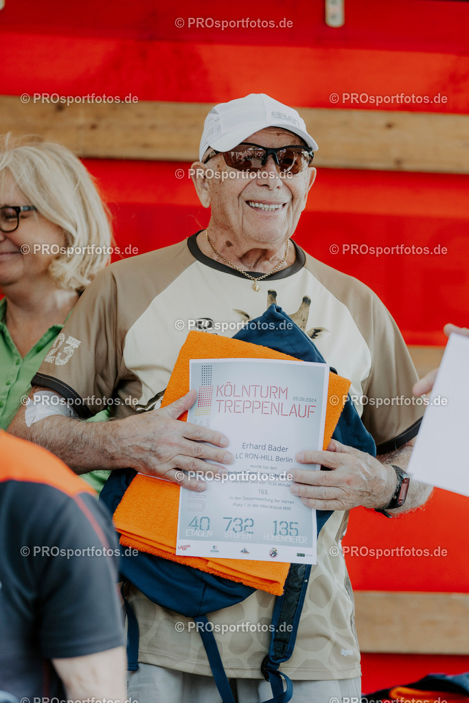 240825_Treppenlauf-304 | Professionelle Fotos Ihrer Laufsportveranstaltung.