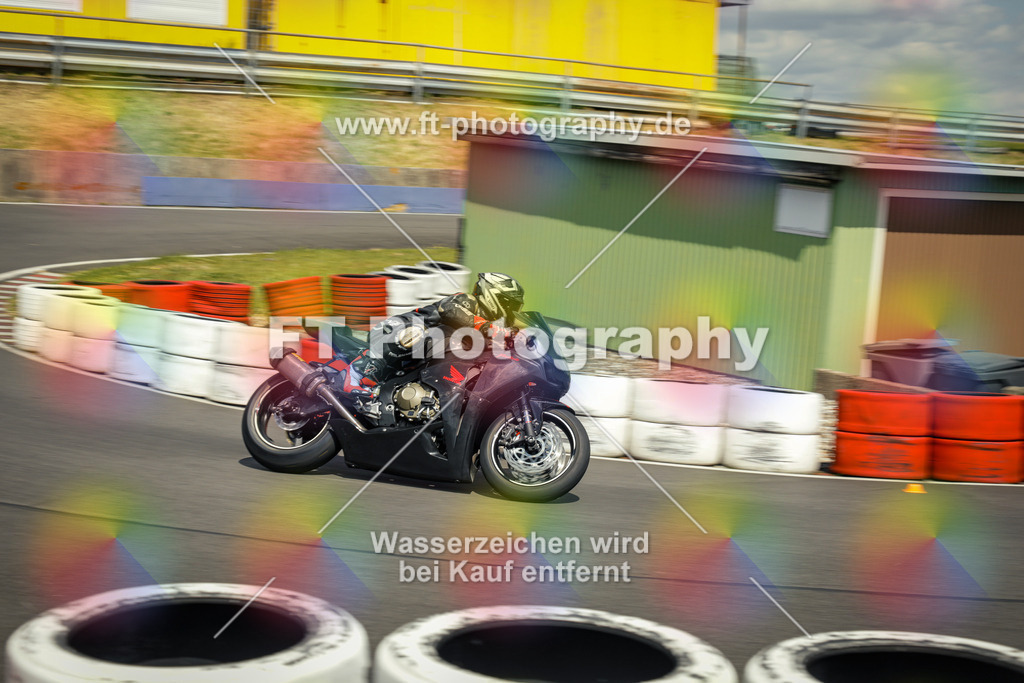 OBK_Mai_Justin_Uwe-11016 | Hier findet Ihr Bilder von Touristenfahrten auf der Nürburgring Nordschleife oder von anderen Veranstaltungen die ich besucht habe. Viel Spass beim Durch Schauen 
