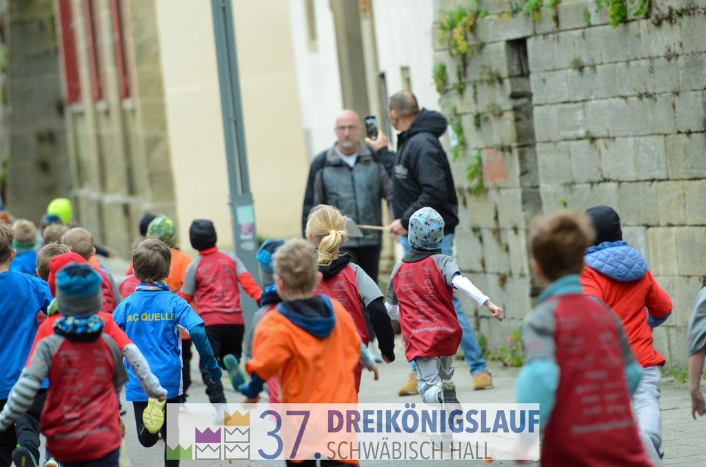 AOK JuniorCup 400m | 3Koenigslauf 2023 - Realisiert mit Pictrs.com