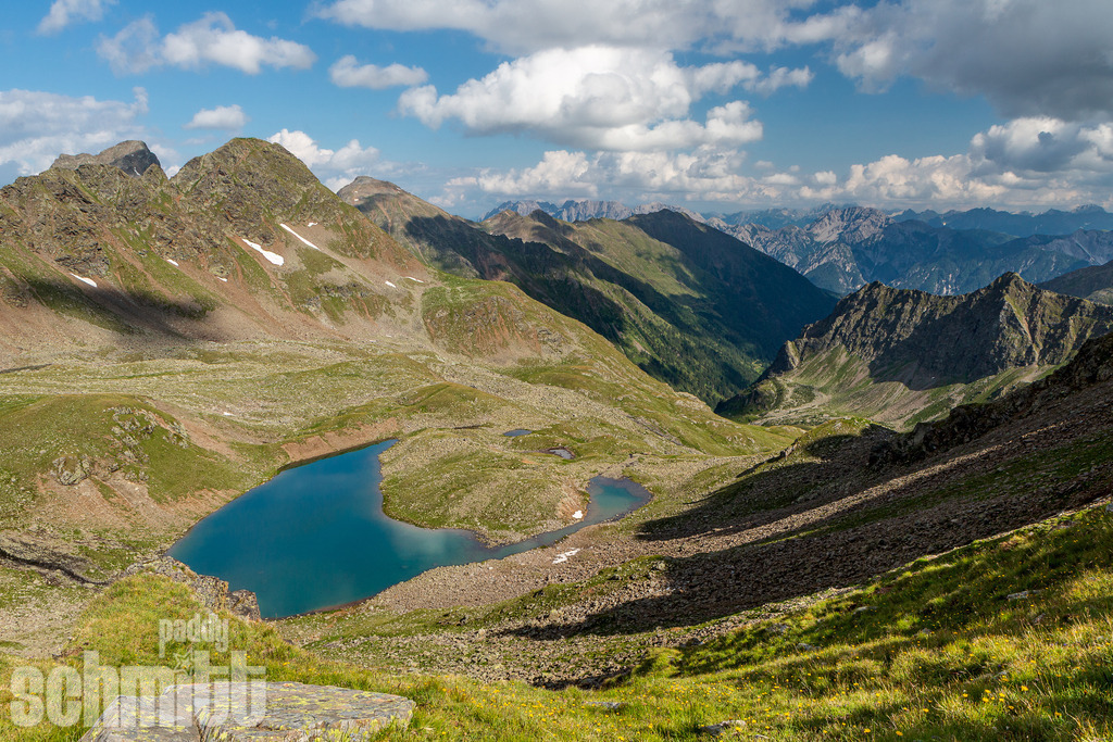 PS-Bergwelt-2026-13 | Entdecke die größte Bildgalerie der Region mit Fotografien aus dem Allgäu, der Bodenseeregion, Oberschwaben, dem Donautal und der Schwäbischen Alb. Landschaften, Luftaufnahmen und Reisefotografie als Wandbild und Fotokunst. - Realisiert mit Pictrs.com