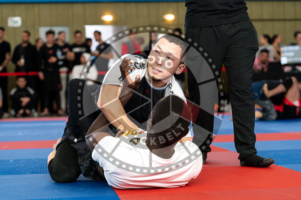 20250510PBB3363 | Athletes compete during the JJLG Berlin Open Jiu-Jitsu Championship on May 10, 2025 in Berlin, Germany. © Chiara Dazi / photoblackbelt
