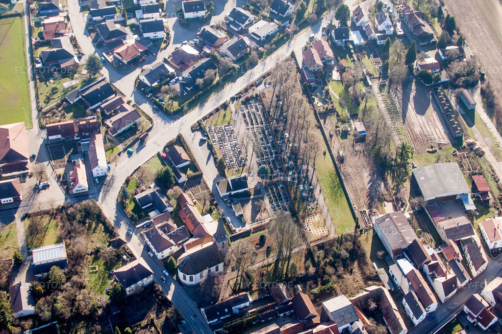 Luftbild: Ortsansicht der Straßen und Häuser der Wohngebiete in Gommersheim im Bundesland Rheinland-Pfalz in Deutschland. Foto: IMG_36946.jpg vom 16.01.2011 durch Werner Riehm/FLY-FOTO.de