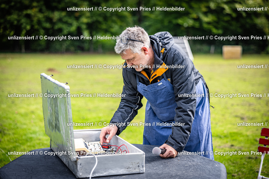 Sven Pries | 2025-10-03 - Hunderennen Obergrombach - Realisiert mit Pictrs.com