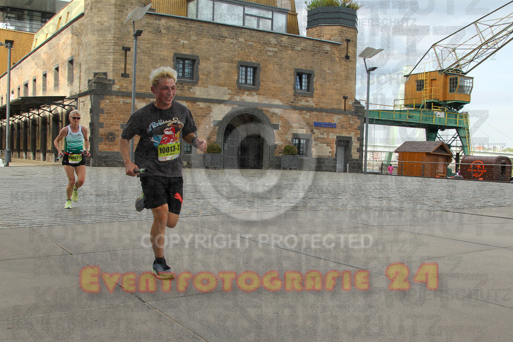 250920_1522_EV4_8610 | Sportfotografie im Rhein-Sieg Kreis, Köln, Bonn, NRW, Rheinland Pfalz, Hessen, etc. Unser Tätigkeitsfeld umfasst den Laufsport vom Volkslauf über den Marathon, Duathlon, Triathon bis zum Ultralauf wie Kölnpfad Ultra oder Schindertrail.