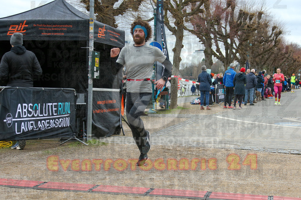 231231_1154_EX1_4483 | Sportfotografie im Rhein-Sieg Kreis, Köln, Bonn, NRW, Rheinland Pfalz, Hessen, etc. Unser Tätigkeitsfeld umfasst den Laufsport vom Volkslauf über den Marathon, Duathlon, Triathon bis zum Ultralauf wie Kölnpfad Ultra oder Schindertrail.