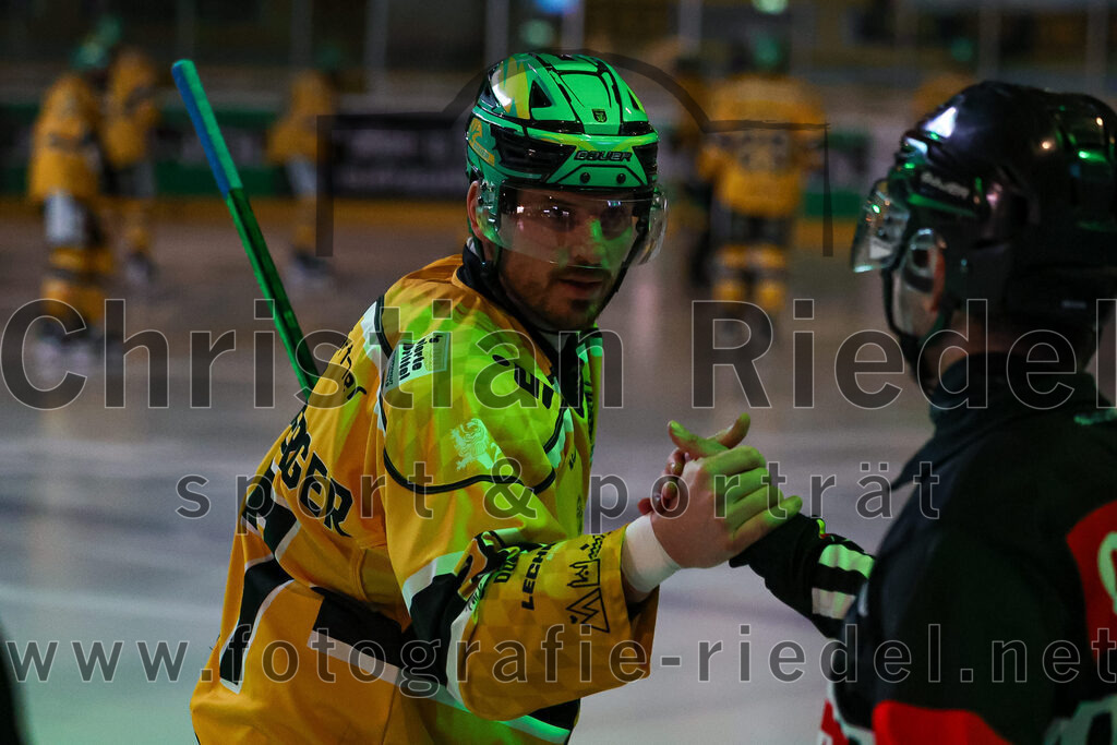 2025-10-28_011_TSV_Erding_gegen_Toelzer_Loewen | Erding, Deutschland, 28.10.2025:Eishockey, Oberliga Süd 2025 / 2026, 13. Spieltag, TSV Erding gegen Tölzer Löwen, Endergebnis: 2:5Sandro Schönberger (Tölzer Löwen, #27)Foto: Christian Riedel / fotografie-riedel.net