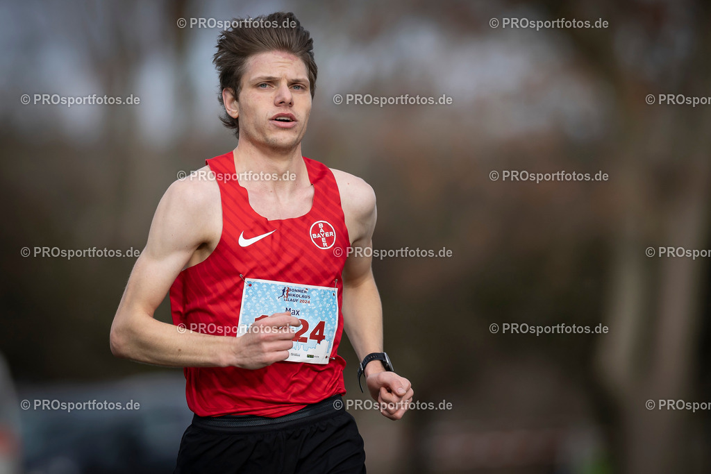 Bonner Nikolauslauf in Bonn, 08.12.2024 | Impressionen vom Bonner Nikolauslauf am 08.12.2024 in Bonn (Freizeitpark Rheinaue). Foto: BEAUTIFUL SPORTS/Axel Kohring