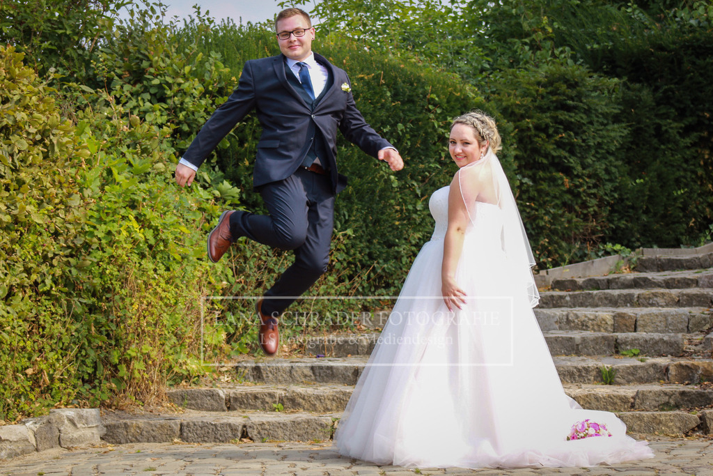 Hochzeit Danica _ Jan 26.08.22-21 | lanaschraderfotografie - Realisiert mit Pictrs.com