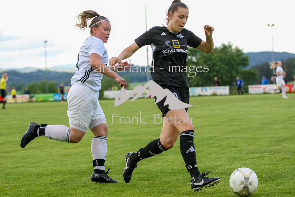 993T9638 | v.l. Sabrina Ruh, Michelle Philipp